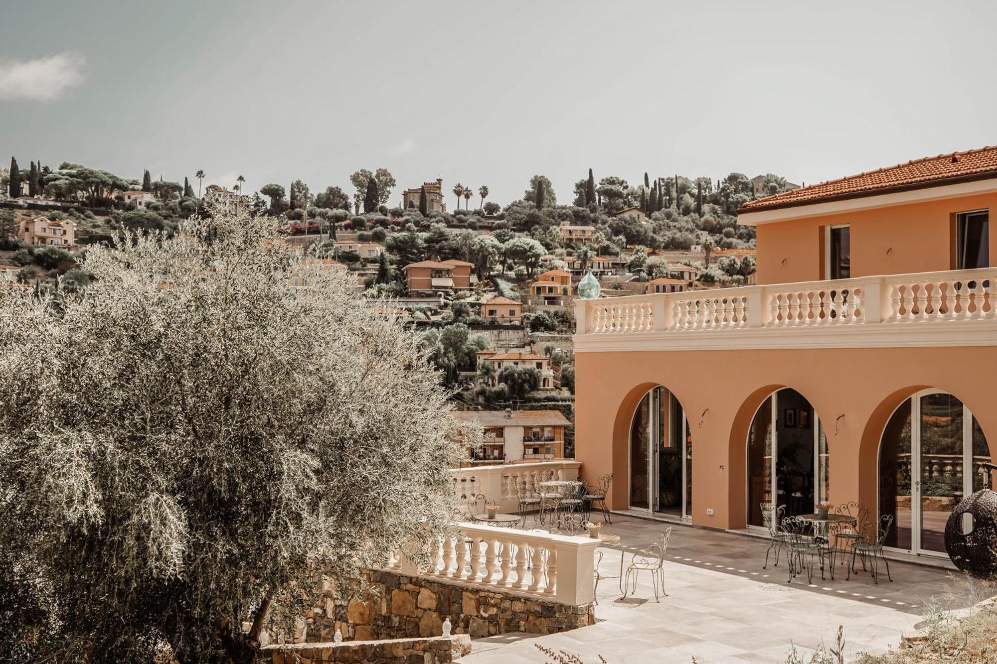 Residenza Villa Genua Bordighera Exterior foto